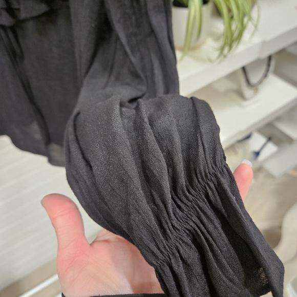 Flutter Top - Picture 7 of 12